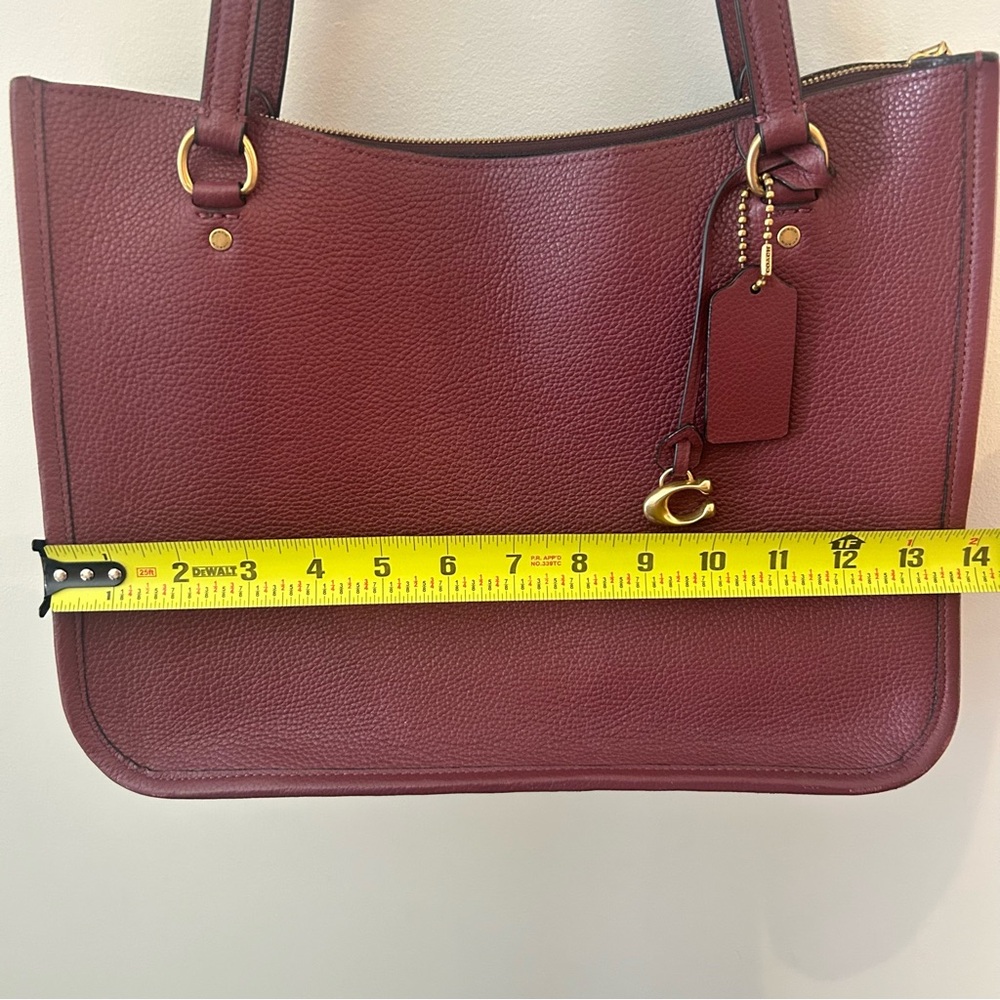 Coach Tyler Carryall Bordeaux color - Picture 13 of 16